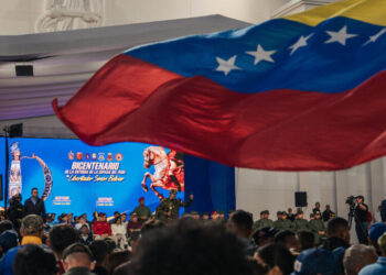 Trump Declares Venezuelan Airspace Closed