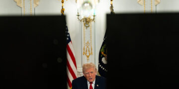 Targeting Venezuela and Pardoning Honduran Ex-President, Trump Contradicts Himself