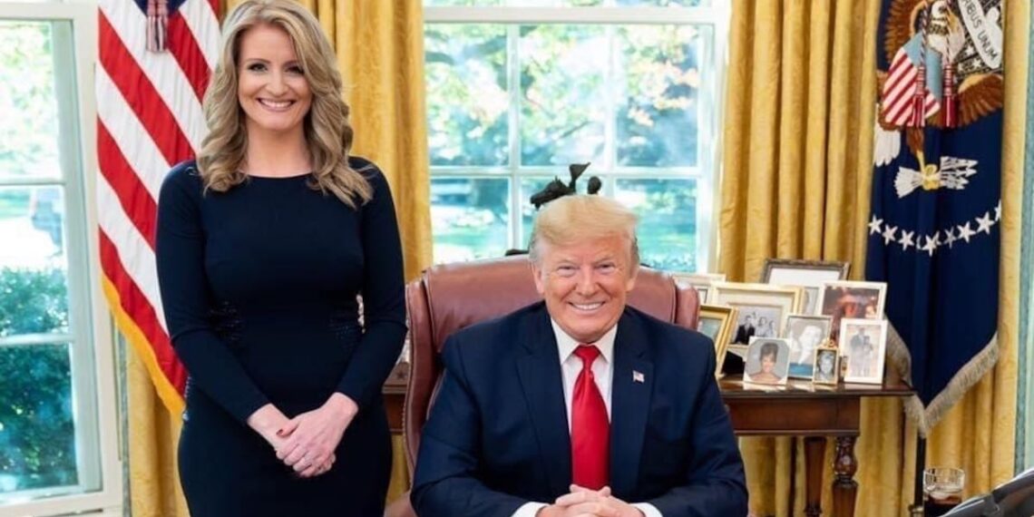 MAGA Lawyer Trolls Trump’s Tacky Gold After He Pardons Her