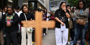 Hong Kong’s Migrant Domestic Workers Mourn Their Losses in Deadly Fire