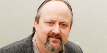 Daniel Woodrell, ‘Country Noir’ Novelist of ‘Winter’s Bone,’ Dies at 72