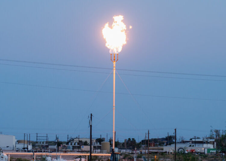 E.P.A. Delays Requirements to Cut Methane, a Potent Greenhouse Gas