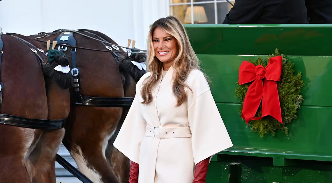 Grinch Melania Trump Spends Two Minutes and 50 Seconds at Christmas Event Before Fleeing