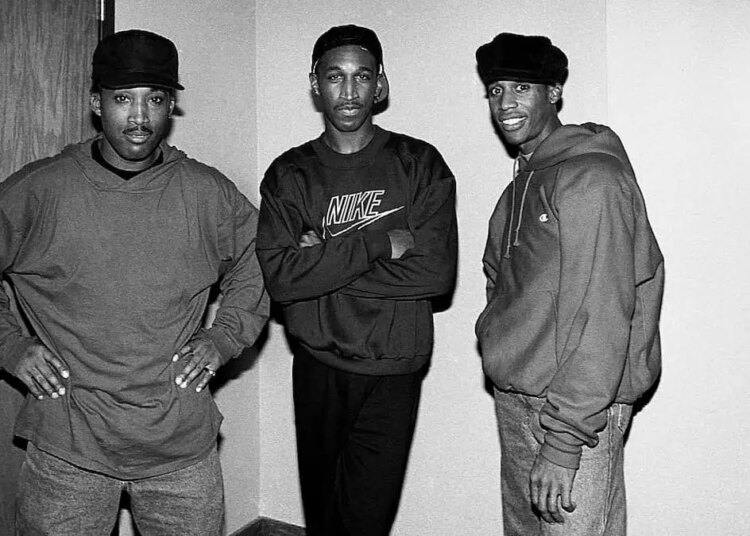 4 R&B Songs That Are Guaranteed To Set the Mood for Date Night