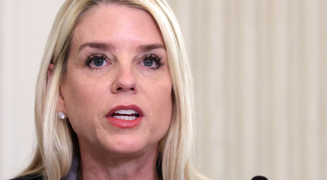 Bondi Struggling to Find Lawyers to Deal With Lawsuit From Comey’s Fired Daughter