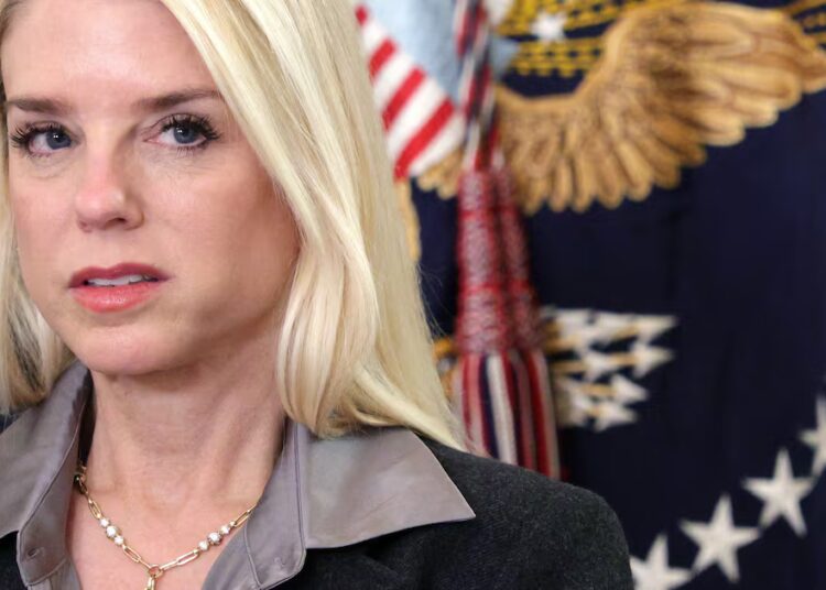 Pam Bondi Yells About ‘Idiots’ in Unhinged On-Air Meltdown