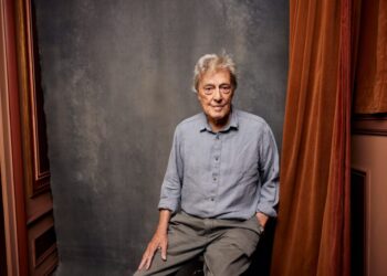 Tom Stoppard, playwright of electric verve, dies at 88