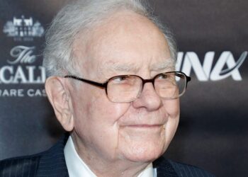 Warren Buffett’s life advice: ‘Decide what you would like your obituary to say and live the life to deserve it.’