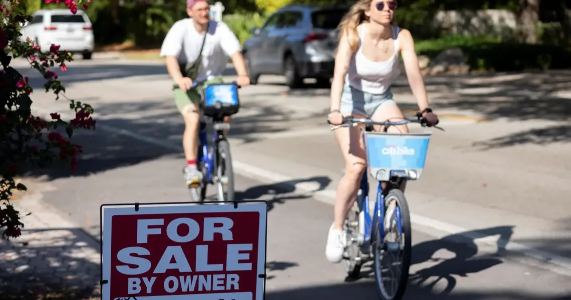 8 startups helping homebuyers and sellers save money on traditional real estate agents