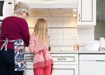 I moved in with my parents when I couldn’t afford childcare. As a single mom, they helped me get back on my feet.