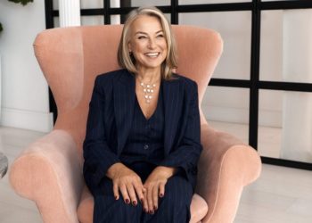 Relationship guru Esther Perel is starting a Substack newsletter in an age of AI chatbots and ghosting
