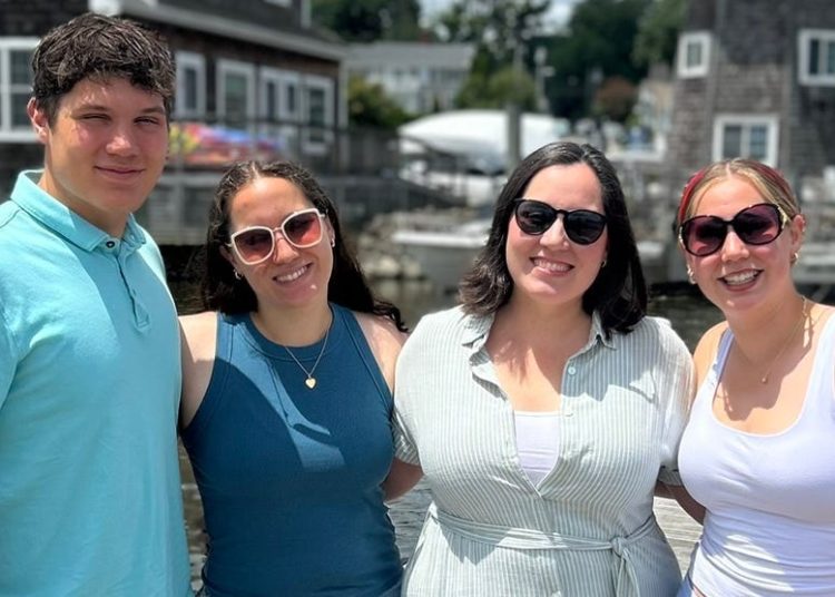 When my 2 kids moved out for college, I felt so lost. Here’s how I stay connected with them.