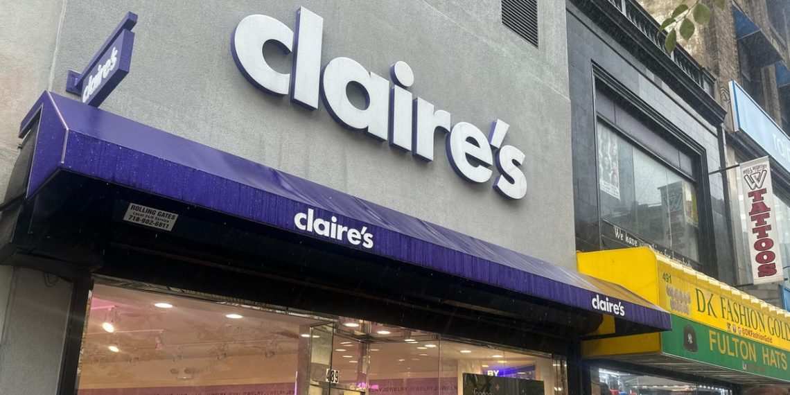 I went shopping at Claire’s to see why the jewelry chain is facing bankruptcy and closing stores