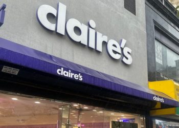 I went shopping at Claire’s to see why the jewelry chain is facing bankruptcy and closing stores