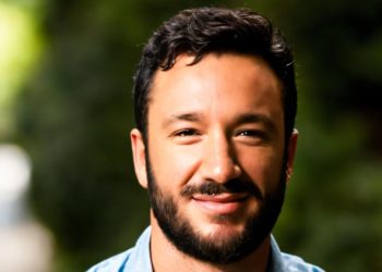 I was a diesel mechanic, and now I’m the head of AI at a startup. Here’s how I made the switch.