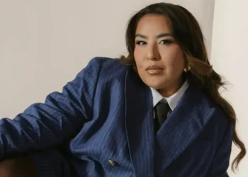 I was a child star, but at 15 I wanted a normal life. I now run a talent agency that generates $4 million in revenue.