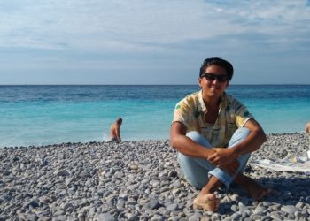 I plan bucket-list trips for a living. Here are 4 mistakes I see travelers make when booking their own vacations.