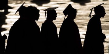 A former Trump student-loan official calls for at least $100,000 to be returned to borrowers who faced ‘unfair’ credit reporting