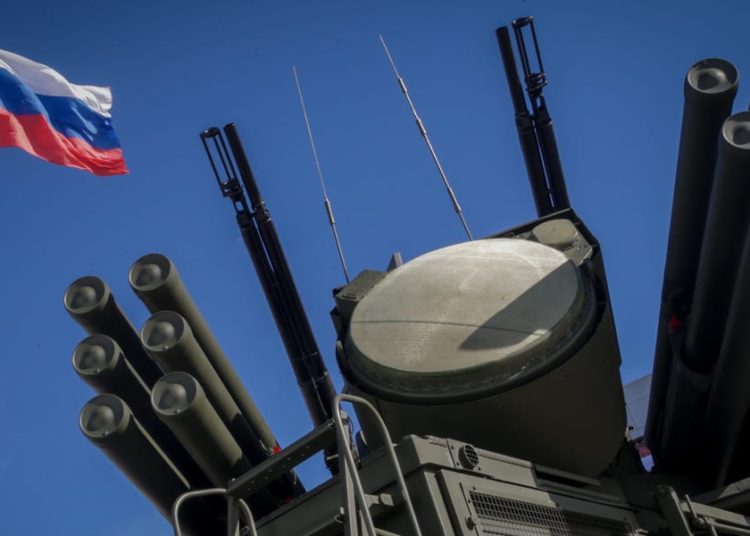 A senior Russian lawmaker says Moscow just delivered new air defense systems to Venezuela