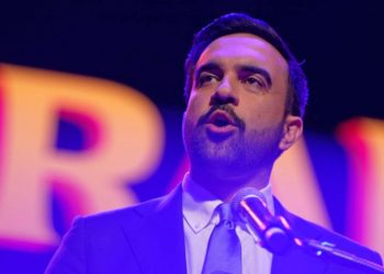 How much does the job of NYC mayor pay? It might be more than you’d think