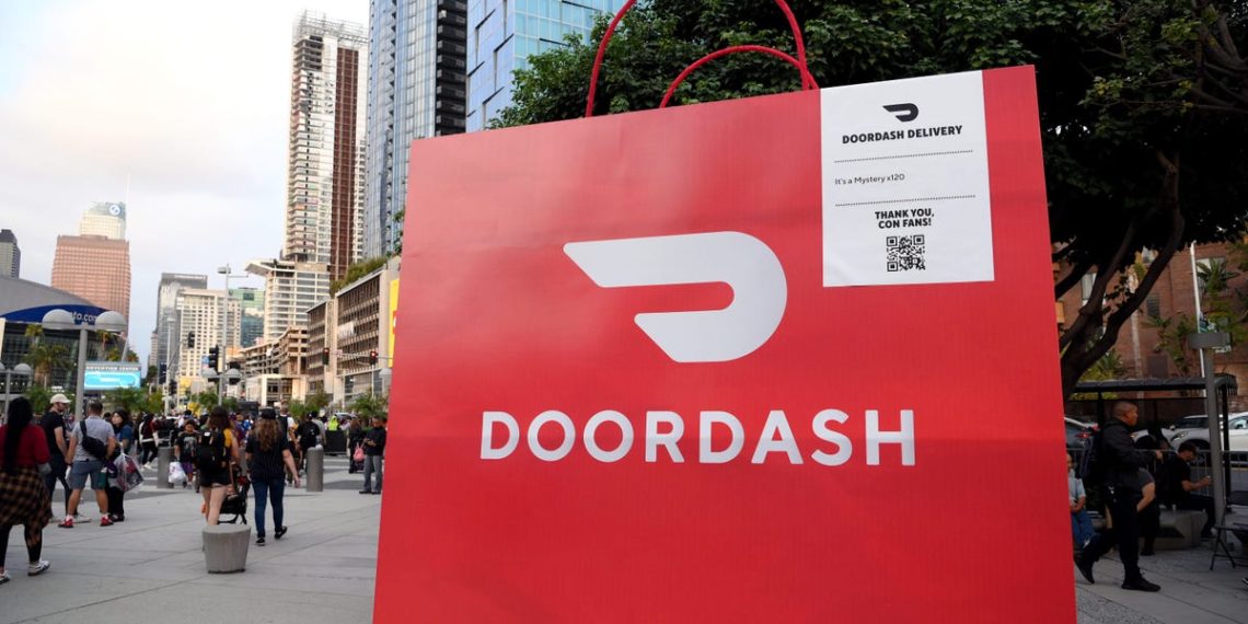 DoorDash’s plans to spend big on tech upgrades and delivery robots in 2026 are spooking Wall Street