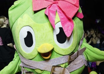 Duolingo’s CEO highlighted this year’s swarm of green owl Halloween costumes