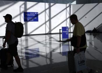 Here are the airports that could be affected by the 10% flight reduction