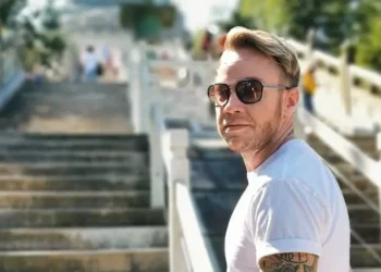 I’ve lived abroad for 10 years. I no longer belong anywhere.