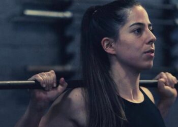 I forgot my headphones when I went to the gym. It led to a great conversation with a stranger.