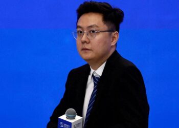 DeepSeek researcher warns AI could wipe out jobs in 10 years &mdash; and tech companies should be ‘guardians of humanity’