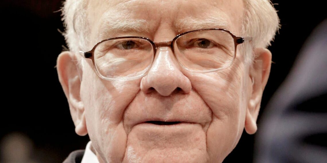 Warren Buffett says he’ll keep writing a yearly letter &mdash; and hold on to a big chunk of his Berkshire stock