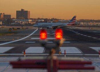 American Airlines COO calls flight cancellations ‘simply unacceptable’ in memo to employees: ‘Everyone deserves better’