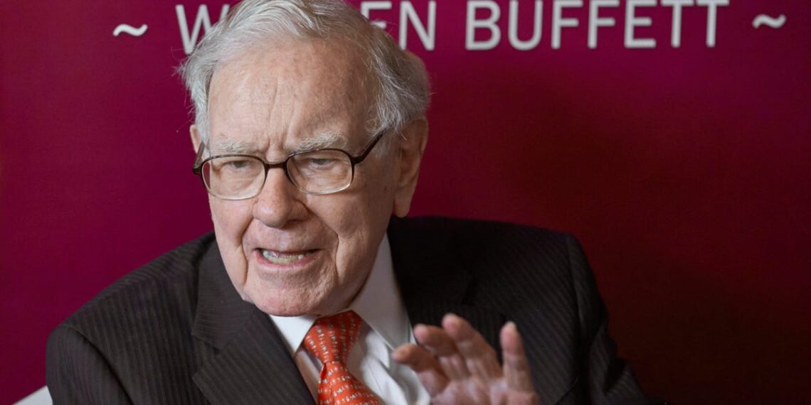 Warren Buffett shares his biggest leadership lessons after decades at the top