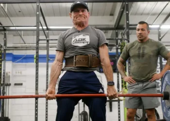 79-year-old certified nutritionist who can lift twice his weight shares what he eats every day for strength and longevity