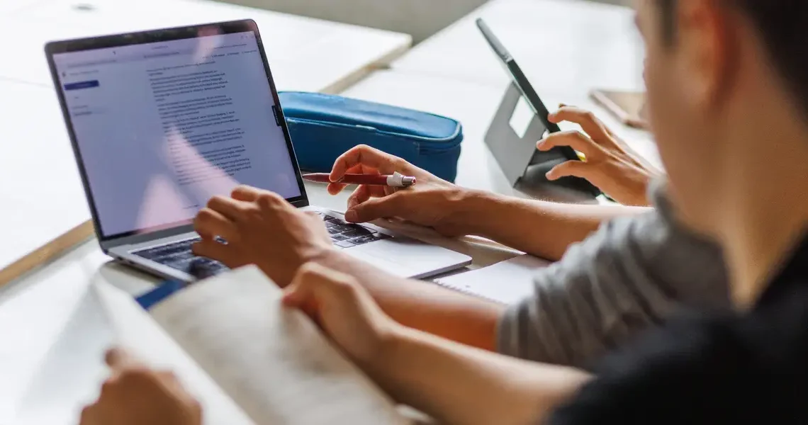 AI is winning over consumers &mdash; but it’s way behind with businesses, say Goldman Sachs analysts