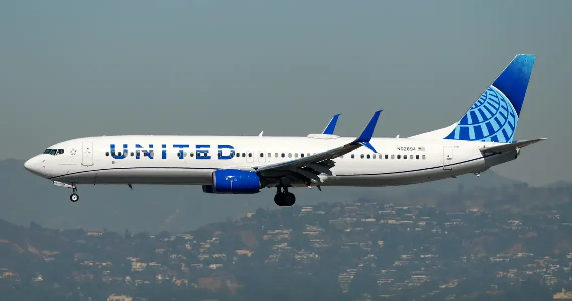 Passengers sued United over its windowless window seats. Now the airline wants the suit thrown out.