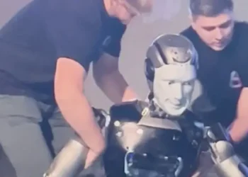 One of Russia’s first humanoid robots face-planted during its public debut