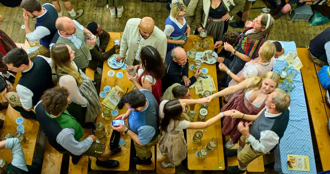 Gen Z is bringing back one of the most divisive dining trends of the 2010s