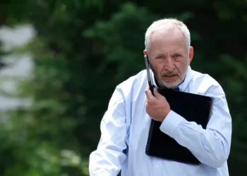 Former Treasury Secretary Larry Summers says he’s stepping away from public life after Epstein emails surface