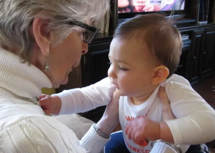 I was a single mother at 26 years old. Daily lunches with my grandmother helped me feel less alone.