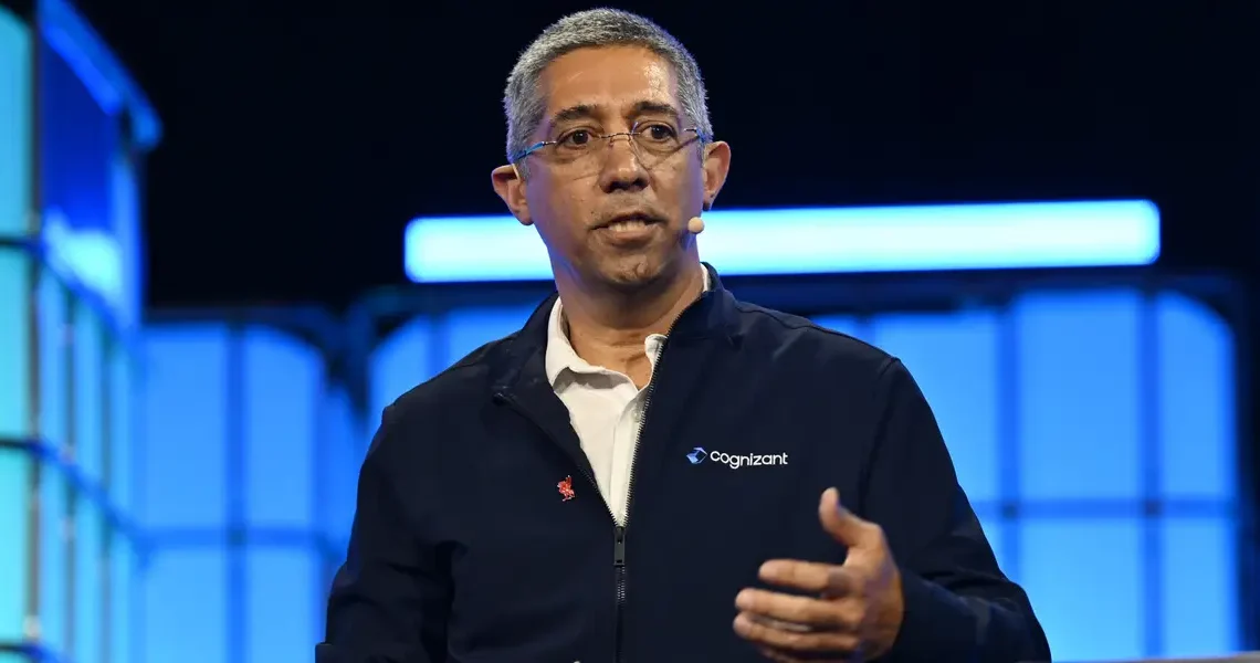 A co-creator of the tech behind Siri gives his take on where Apple went wrong with its voice assistant