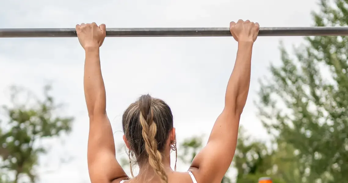 Grip strength is linked to longevity. Here are 2 easy exercises to boost yours.
