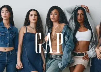 Gap CEO says its viral denim campaign wasn’t just a hit online — it drove double-digit growth in sales, fueled by Gen Z