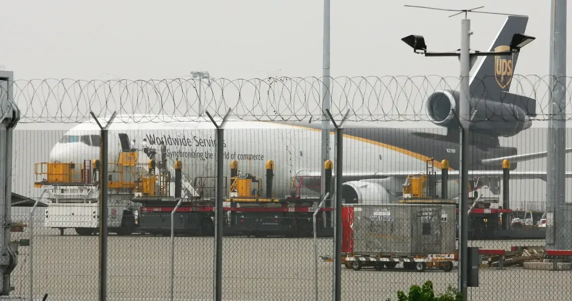 The initial investigation into the UPS plane crash shows similarities to a much-deadlier 1979 crash