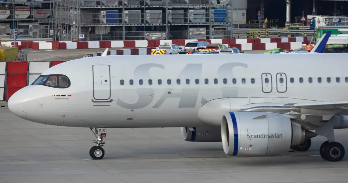 A plane fire that sent 8 people to the hospital shows why airlines are taking battery safety so seriously