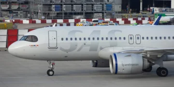 A plane fire that sent 8 people to the hospital shows why airlines are taking battery safety so seriously