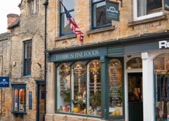 American money is transforming the Cotswolds into the ‘Hamptons of England’