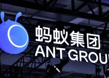 Meet the new Chinese vibe coding app that’s so popular, one of its tools crashed