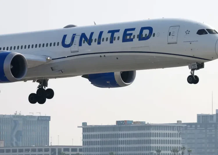 United passengers faced an 8-hour flight to nowhere when their plane U-turned midway across the Atlantic