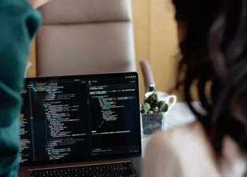 Famed software developer Martin Fowler says his field is in a ‘depression.’ Here’s his advice for junior engineers.